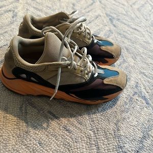 2021 Yeezy Boost 700 'Enflame Amber' 10.5